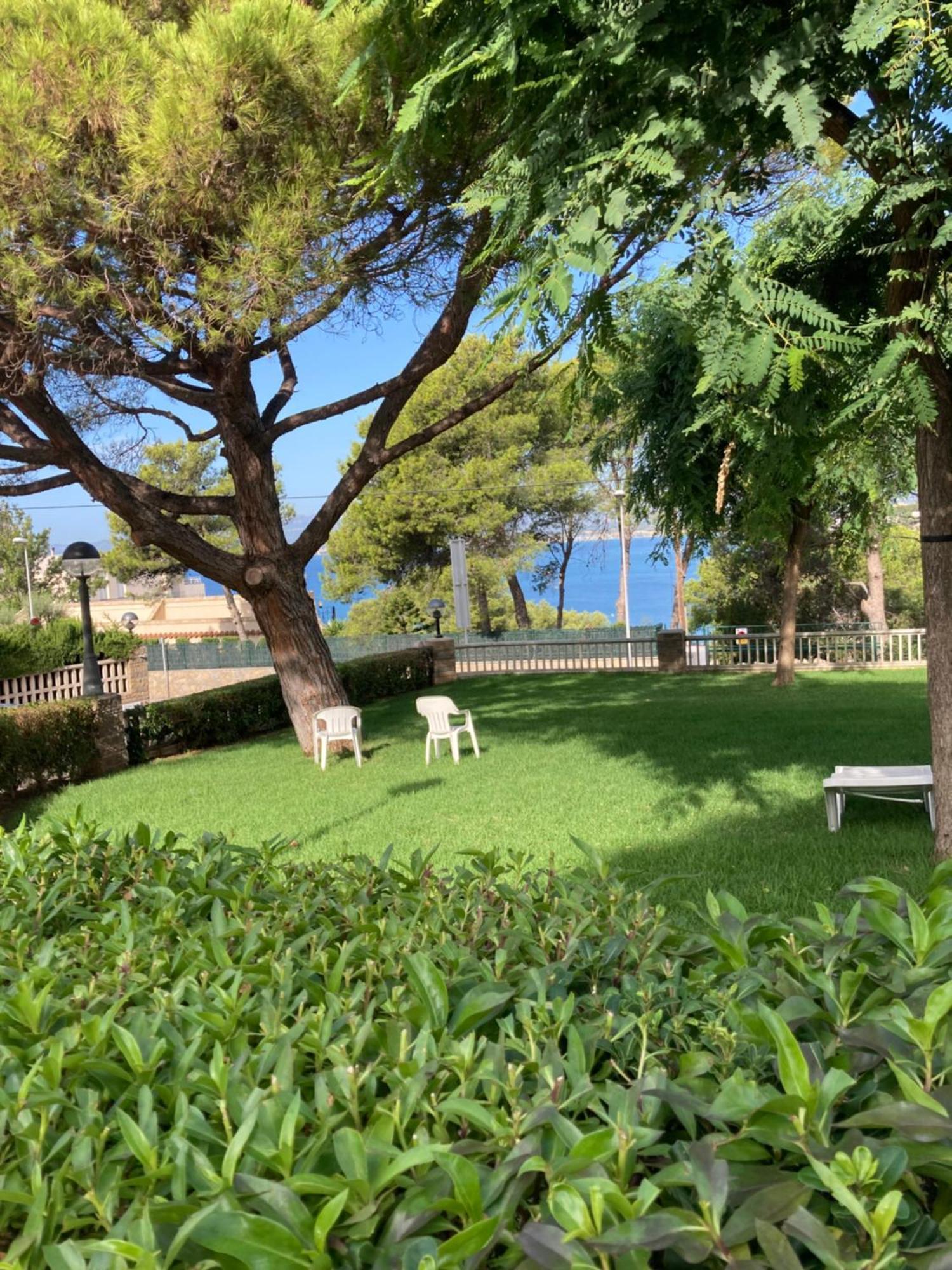 Appartement Vue Mer Avec Piscine Et Wifi Salou Eksteriør bilde