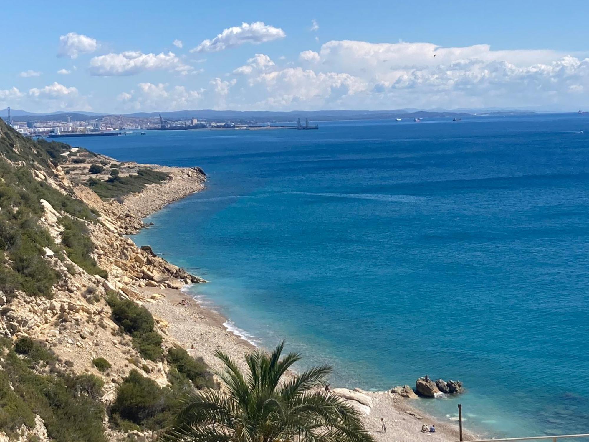 Appartement Vue Mer Avec Piscine Et Wifi Salou Eksteriør bilde